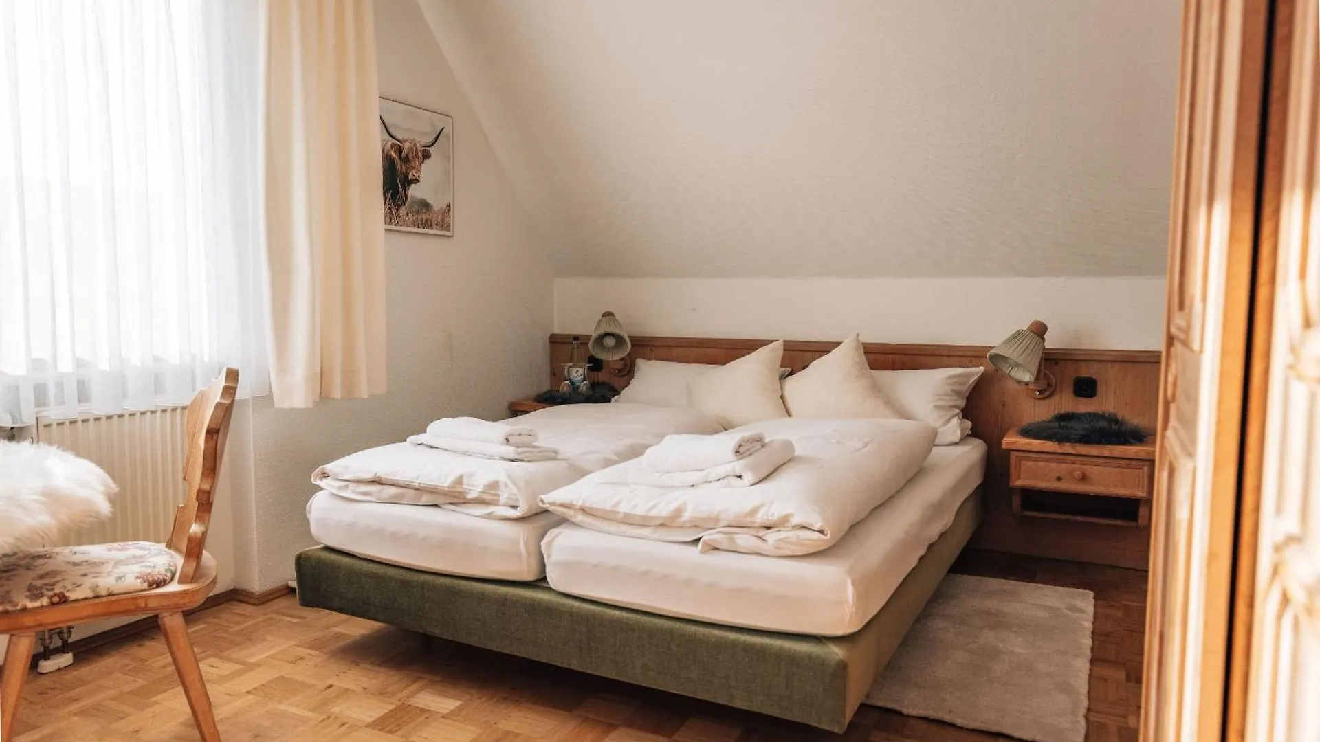 Krone Das Hotel Tauberrettersheim Almanya