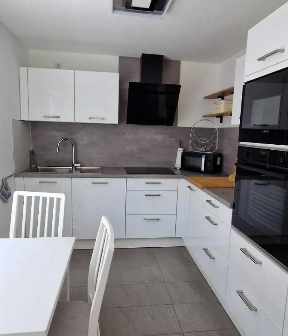 Krone Das Hotel Tauberrettersheim 0*,