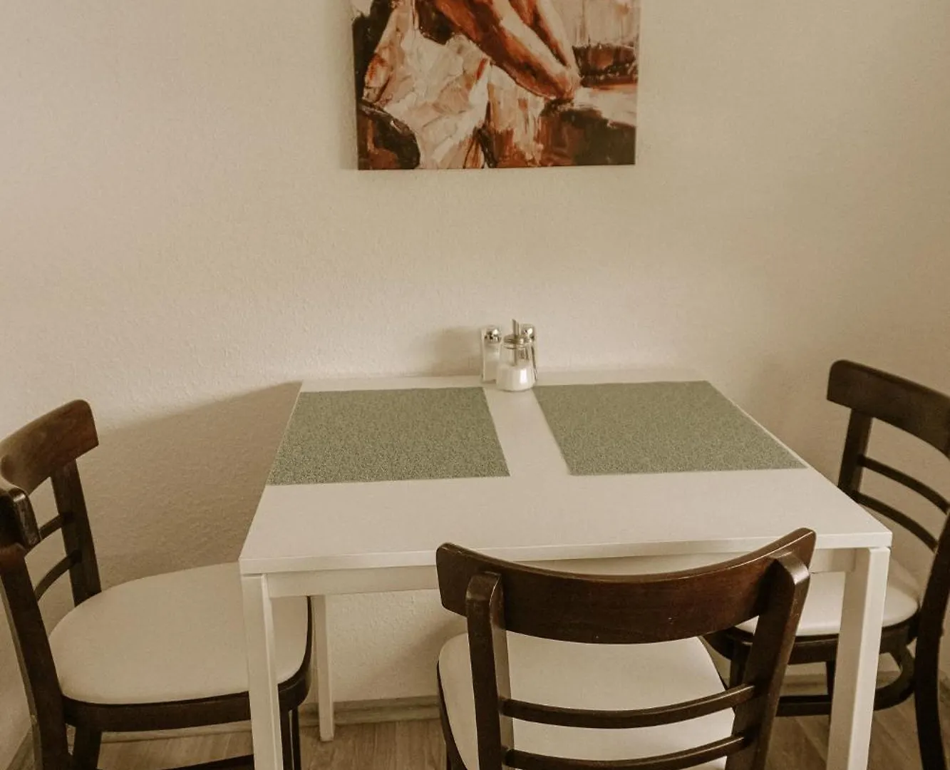 Krone Das Hotel Tauberrettersheim 0*,